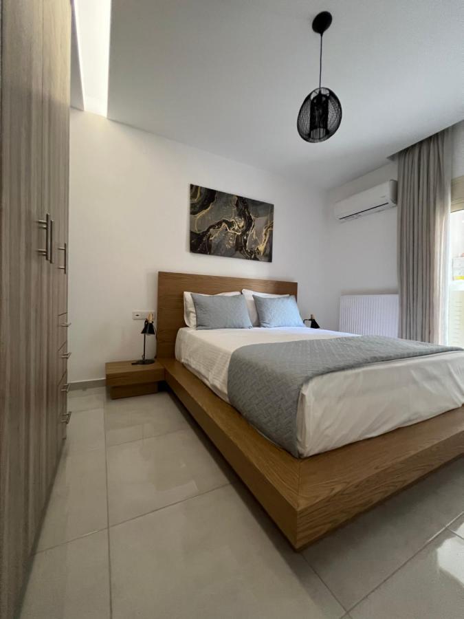 Modern Apartment Close To Airport With Gym And Bbq Heraklion  Bagian luar foto