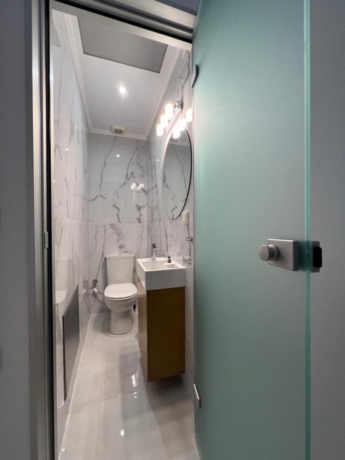 Modern Apartment Close To Airport With Gym And Bbq Heraklion  Bagian luar foto